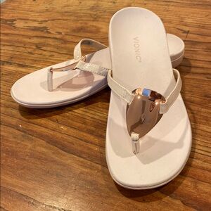 Vionic Women's Pink Sandals with Rose Gold Accent